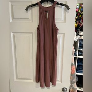 Keyhole detail dress